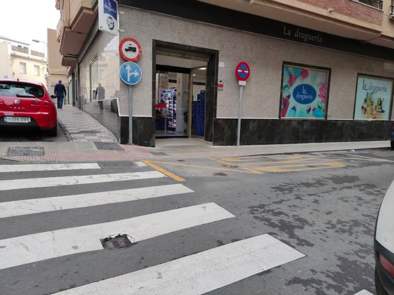 drogueria-motril-exterior.jpg